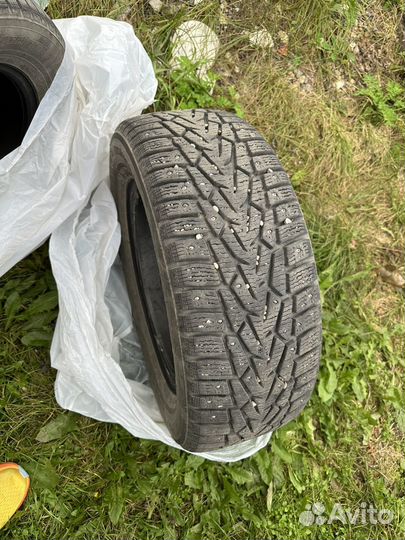 Nokian Tyres Hakkapeliitta 7 215/60 R16 99T