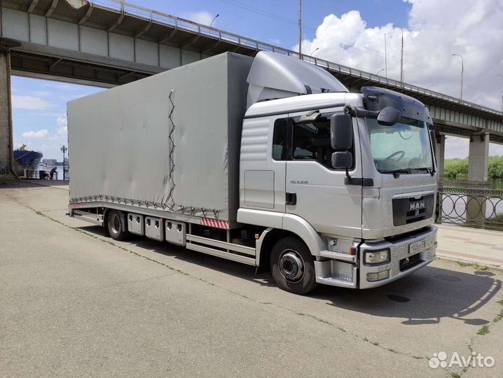 Крытый эвакуатор по России и странам снг