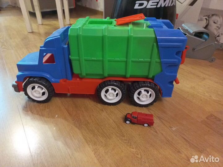 Детские игрушки