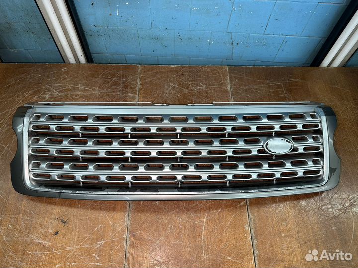 Ешетка радиатора Land Rover Range Rover Vogue 4