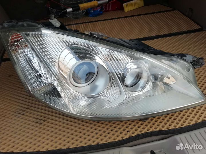 Фара на mercedes