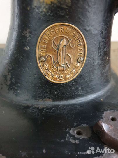Швейная машина Singer
