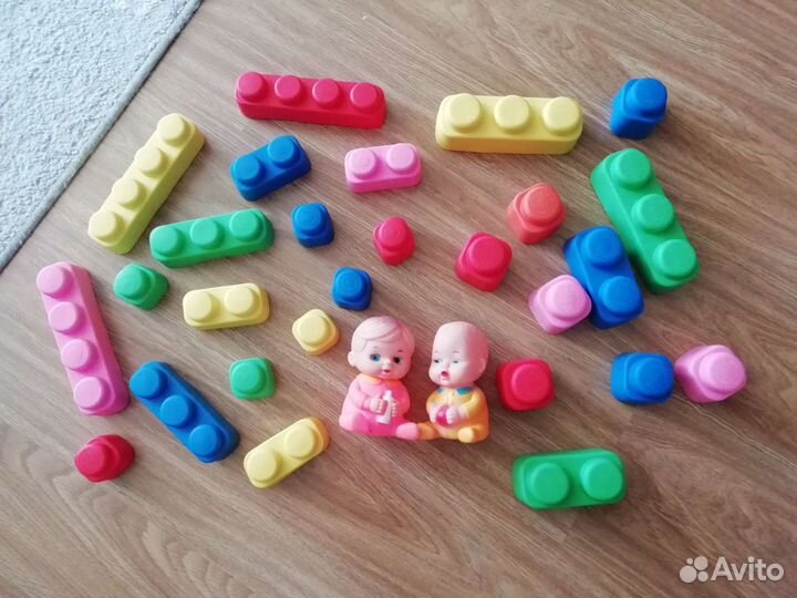 Мягкие кирпичики - идеальный первый конструктор