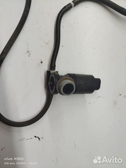 Насос омывателя фар Freelander 2 2007-2014