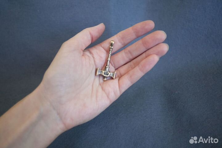 Кулон топор викингов. Мужское украшение. Молот