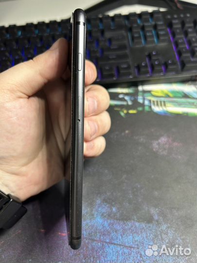 Телефон iPhone 8 plus 256 gb