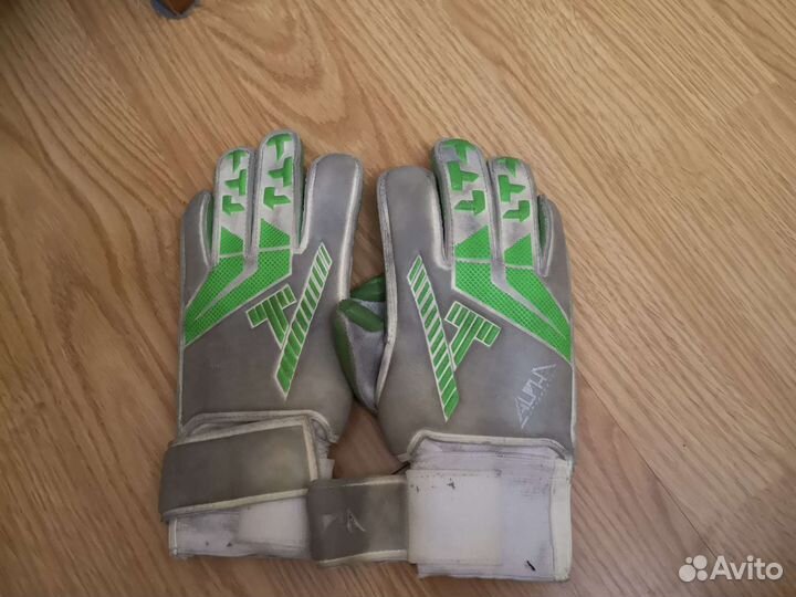 Детская футбольные перчатки