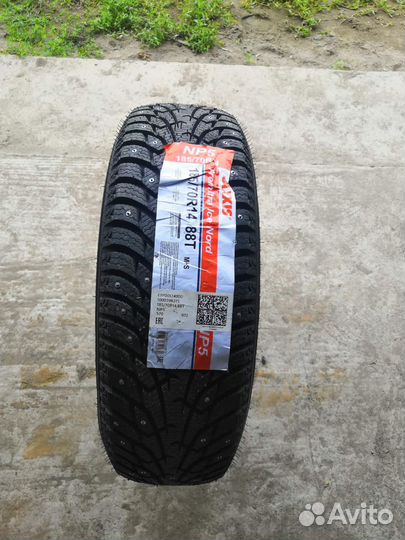 Maxxis Premitra Ice Nord NP5 185/70 R14 88T
