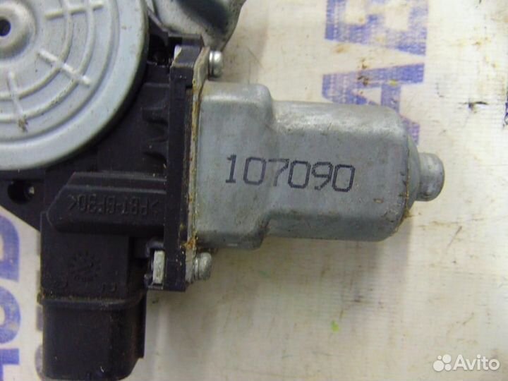 Стеклоподъемник электр. задний правый для Mitsubis