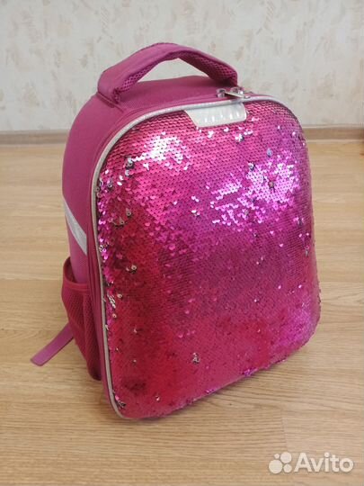 Школьный рюкзак для девочки