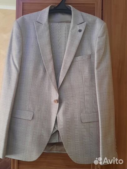 Костюм мужской