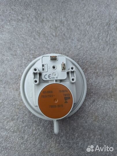 Пневмореле Huba Control 70/60 для baxi