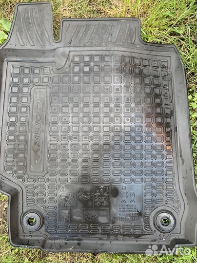 Toyota camry коврики