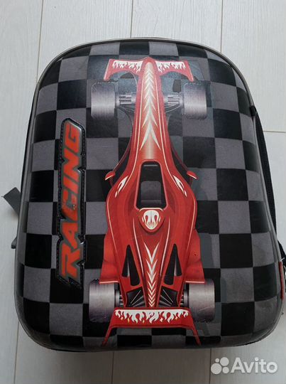 Рюкзак школьный