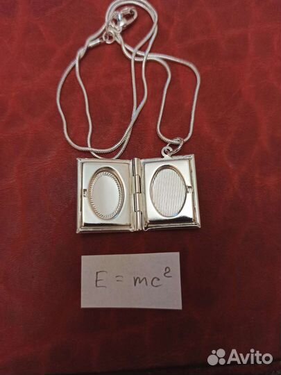 Кулон Книга с секретом