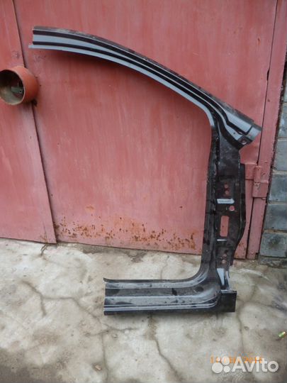 Peugeot partner tepee дверная стойка правая