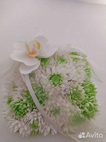 Свадебная подушечка для колец