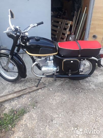 Мотоцикл Восход 1