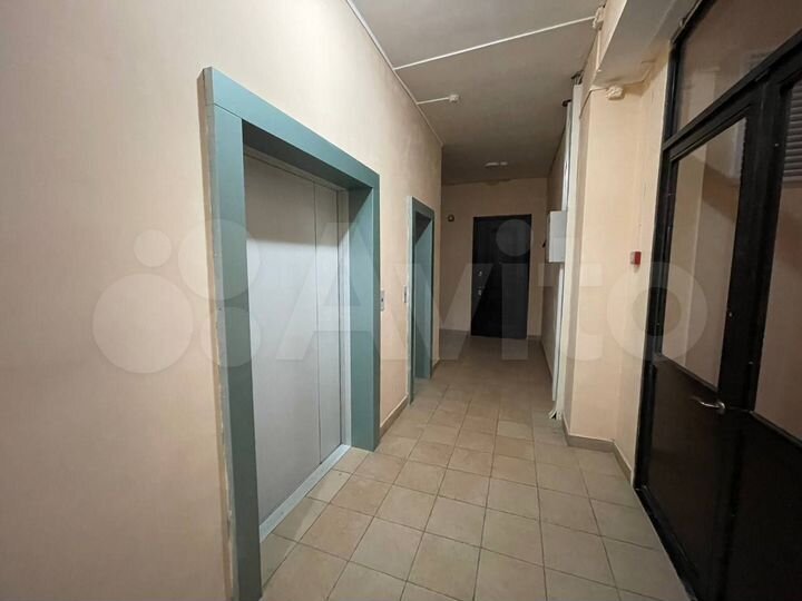 2-к. квартира, 66,6 м², 8/10 эт.