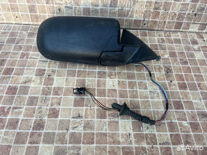 Зеркало правое на BMW e39