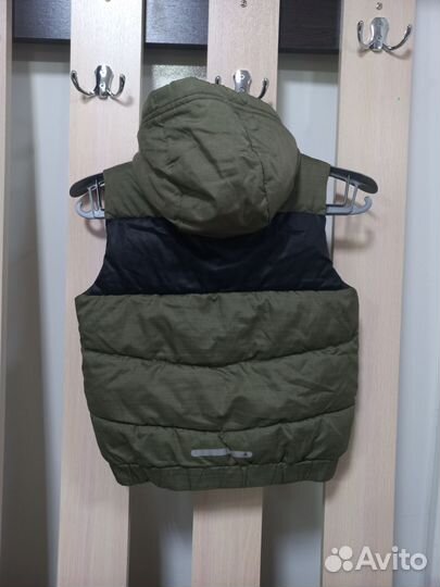 Жилет Adidas original 110 размера