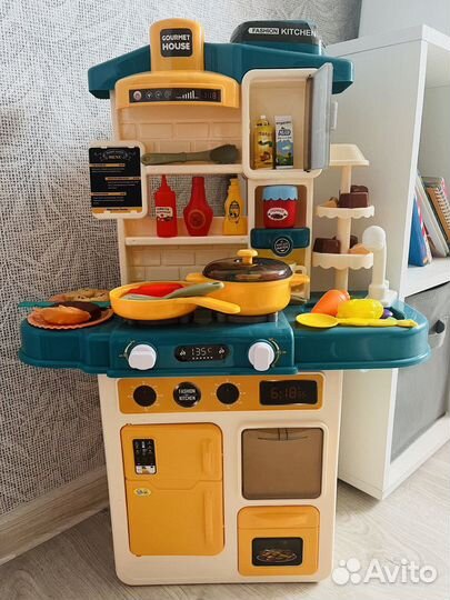 Детская кухня.Пар,вода,свет Новая.Подарок