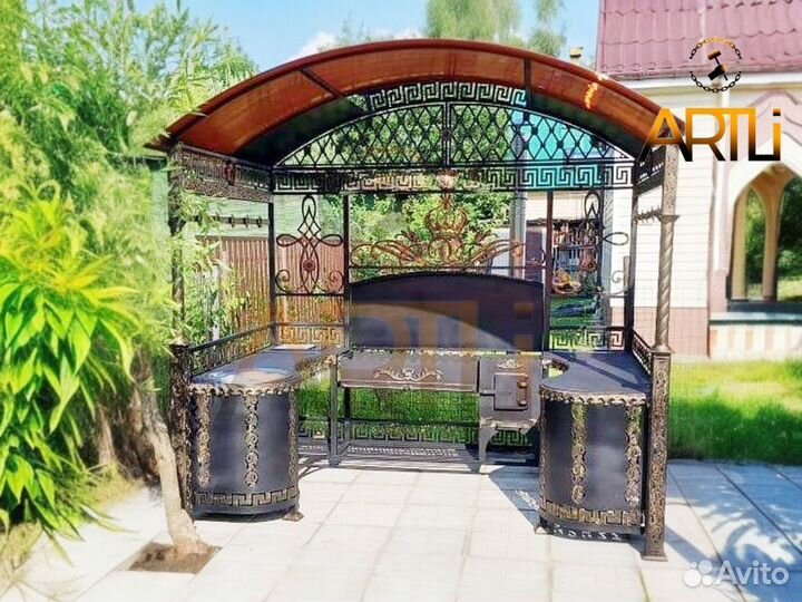 Мангальный комплекс с крышей и печкой 