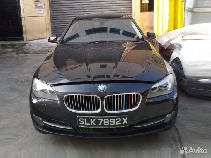 В разборе BMW 520i (F10) 2013г. 2,0л. 184 л/с