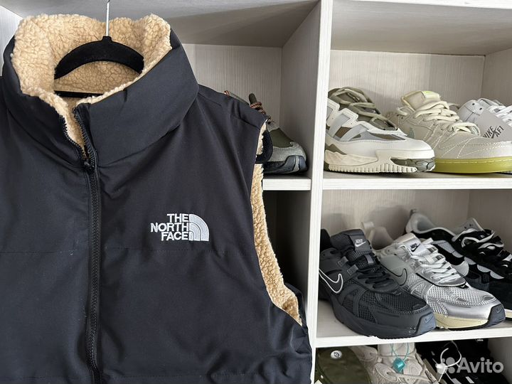 Жилетки The north face черные