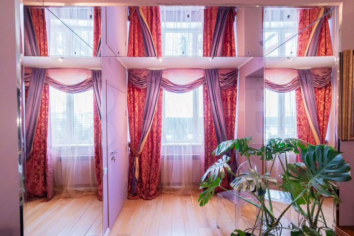 5-к. квартира, 148,5 м², 8/9 эт.