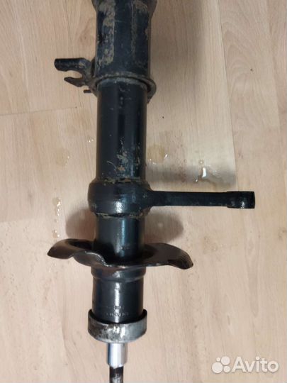 Стойка передняя