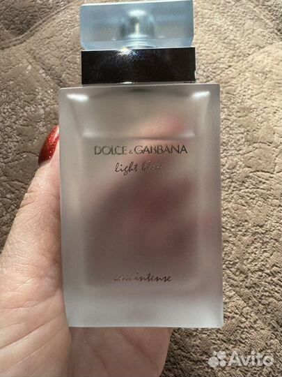 Парфюмированная вода dolce & gabbana light blue