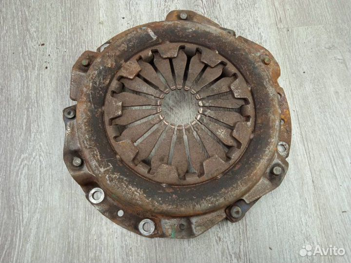 Корзина сцепления Renault Logan 1 2009