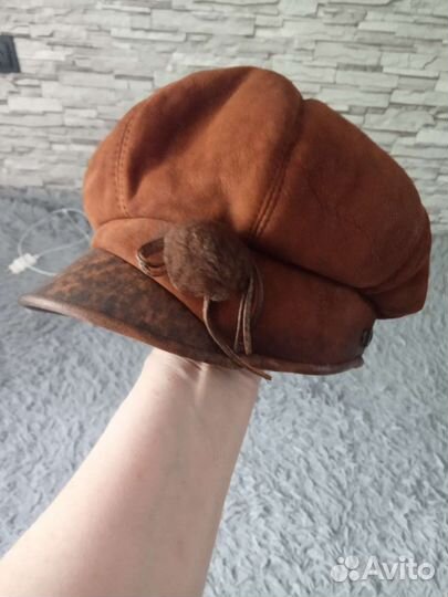 Берет из натуральной овчины