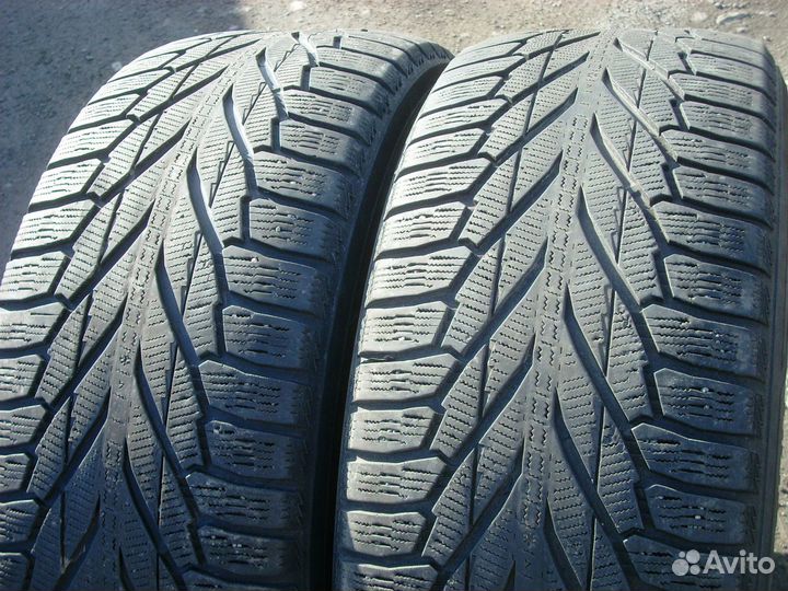 Nokian Tyres Hakkapeliitta R2 SUV 285/60 R18 116R