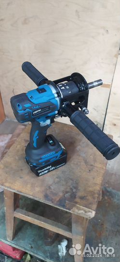 Адаптер для ледобура правого вращения