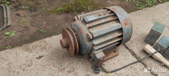 Электродвигатель 220/380 2.8 кВт