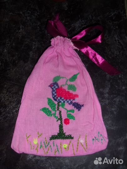 Вышитый мешочек
