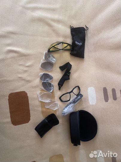 Очки спортивные