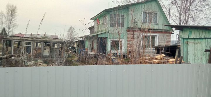 Дом 30 м² на участке 20 сот.