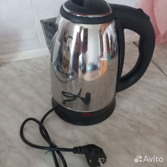 Чайник электрический новый