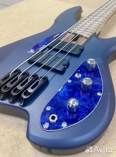 Мастеровая бас-гитара 4-струнная мультимензурная