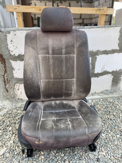 Сиденье для машины