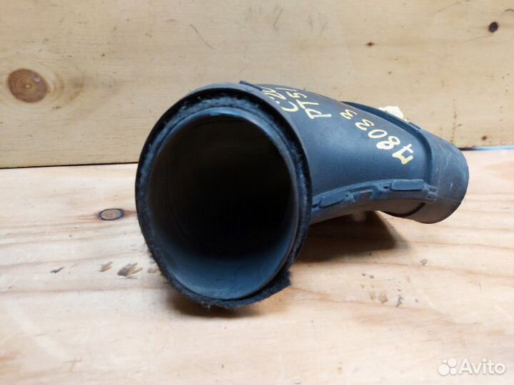 Воздухозаборник Mercedes-Benz C200 W203 271946