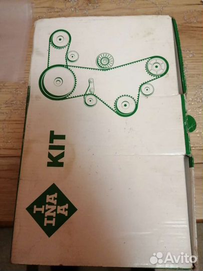 Комплект ремня грм ауди 80