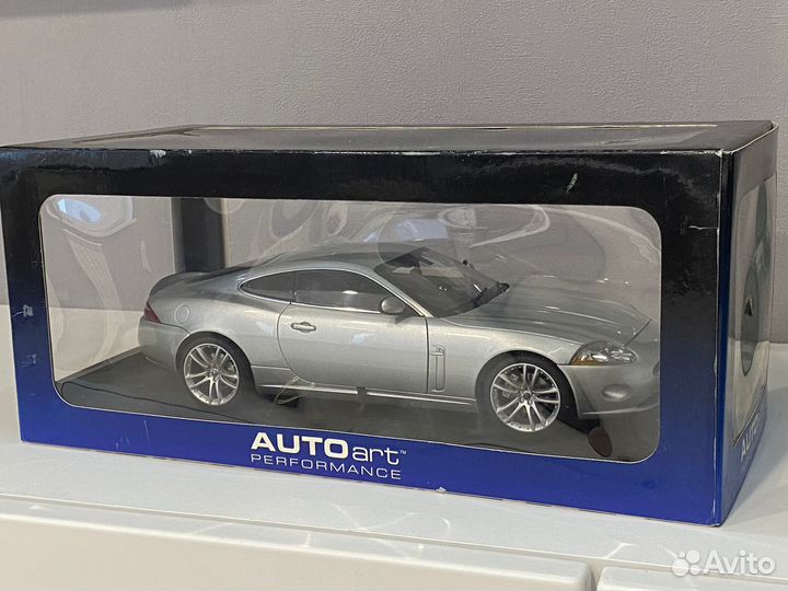 Autoart 1/18 Jaguar XK