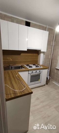 Кухня угловая под встраиваемую технику