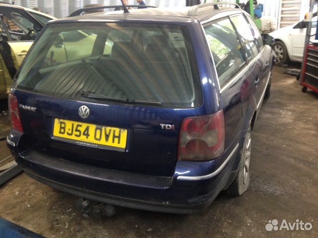 Разбор на запчасти Volkswagen Passat 5