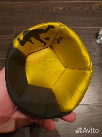 Футбольный мяч новый