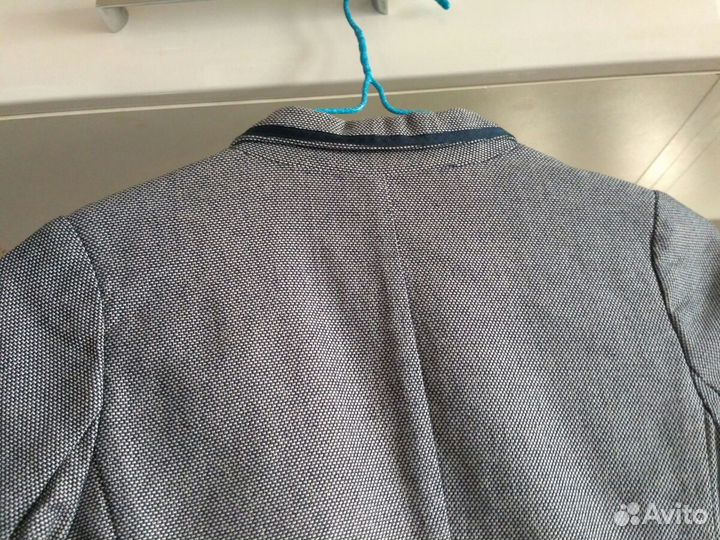 Пиджак, рубашка и брюки